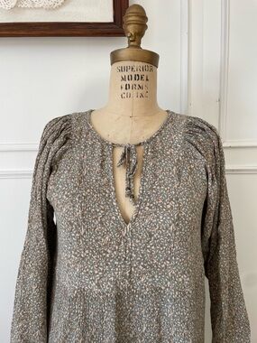 Gentle Fawn - Women's Floral Print Long-Sleeve Peasant dress - Taupe